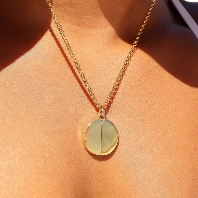 Circle Hidden Message Necklace - 18K Gold PVD Stainless Steel